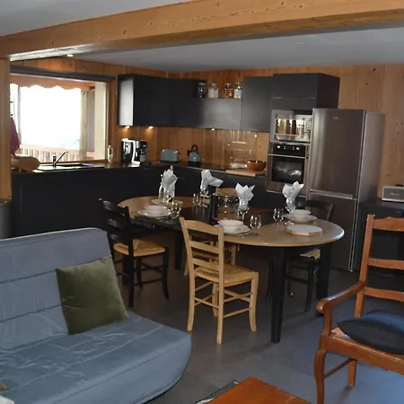 Le Bec De L Aigle - N°15 * Laveissière